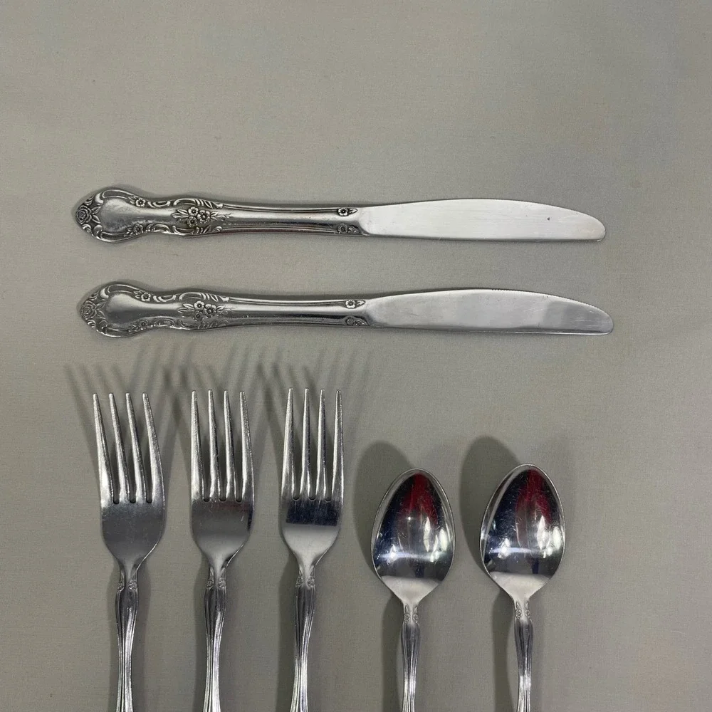 Reed & Barton Rebacraft‎ Candace-Andrea Stainless Steel 7 Piece Flatware Floral